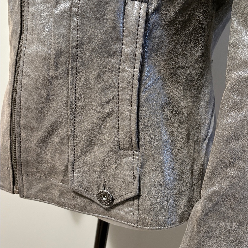 Danier Metallic Leather Moto Style Jacket - Picture 13 of 16